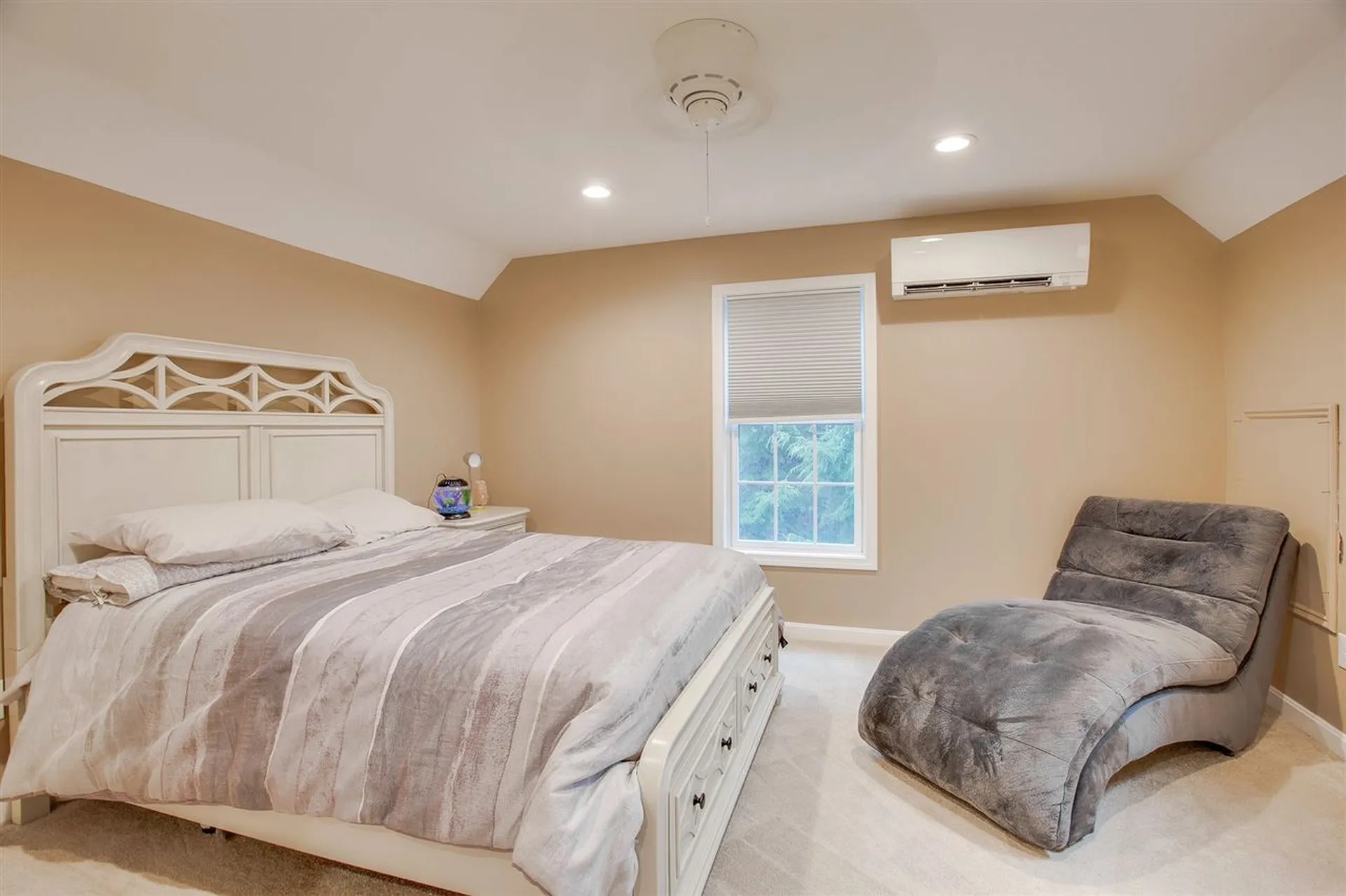 20 Deerwood Drive Wilmot NH 03287