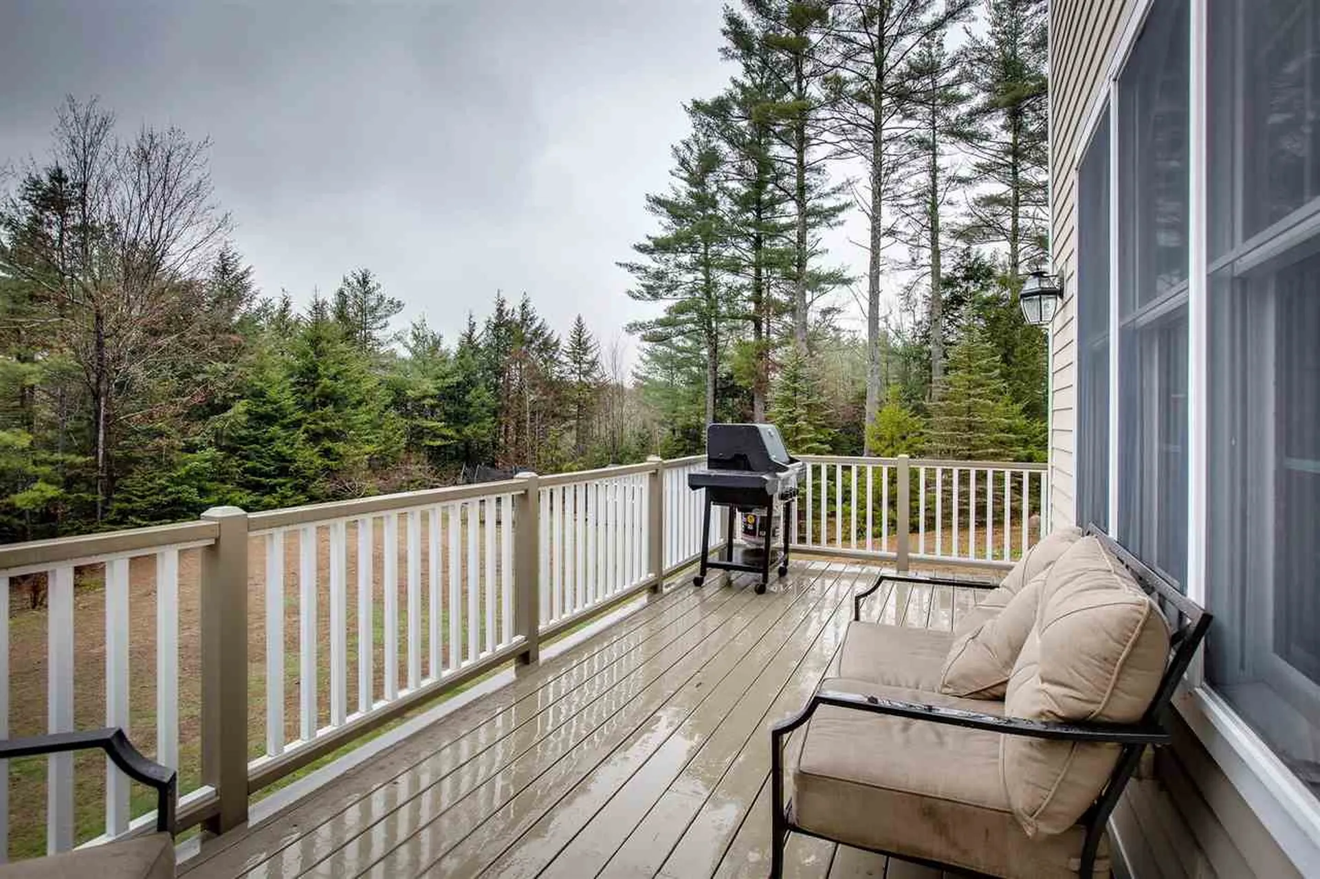 20 Deerwood Drive Wilmot NH 03287