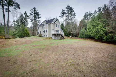 20 Deerwood Drive Wilmot NH 03287