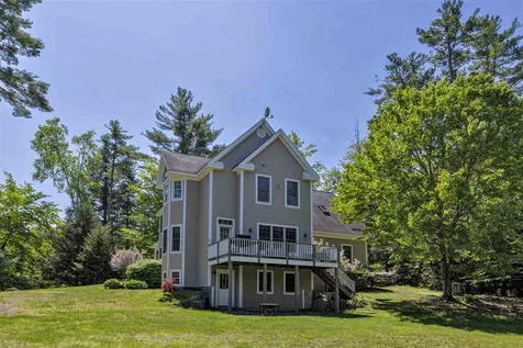 20 Deerwood Drive Wilmot NH 03287
