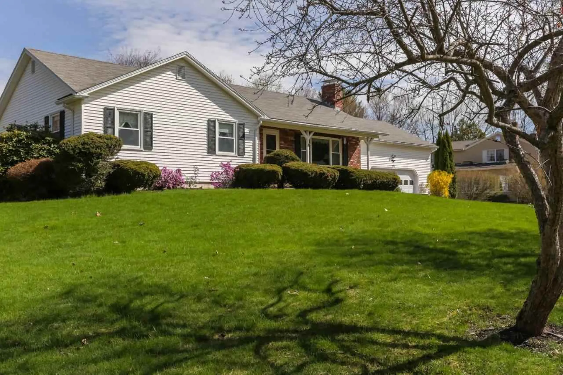 21 Lisa Beth Circle Dover NH 03820