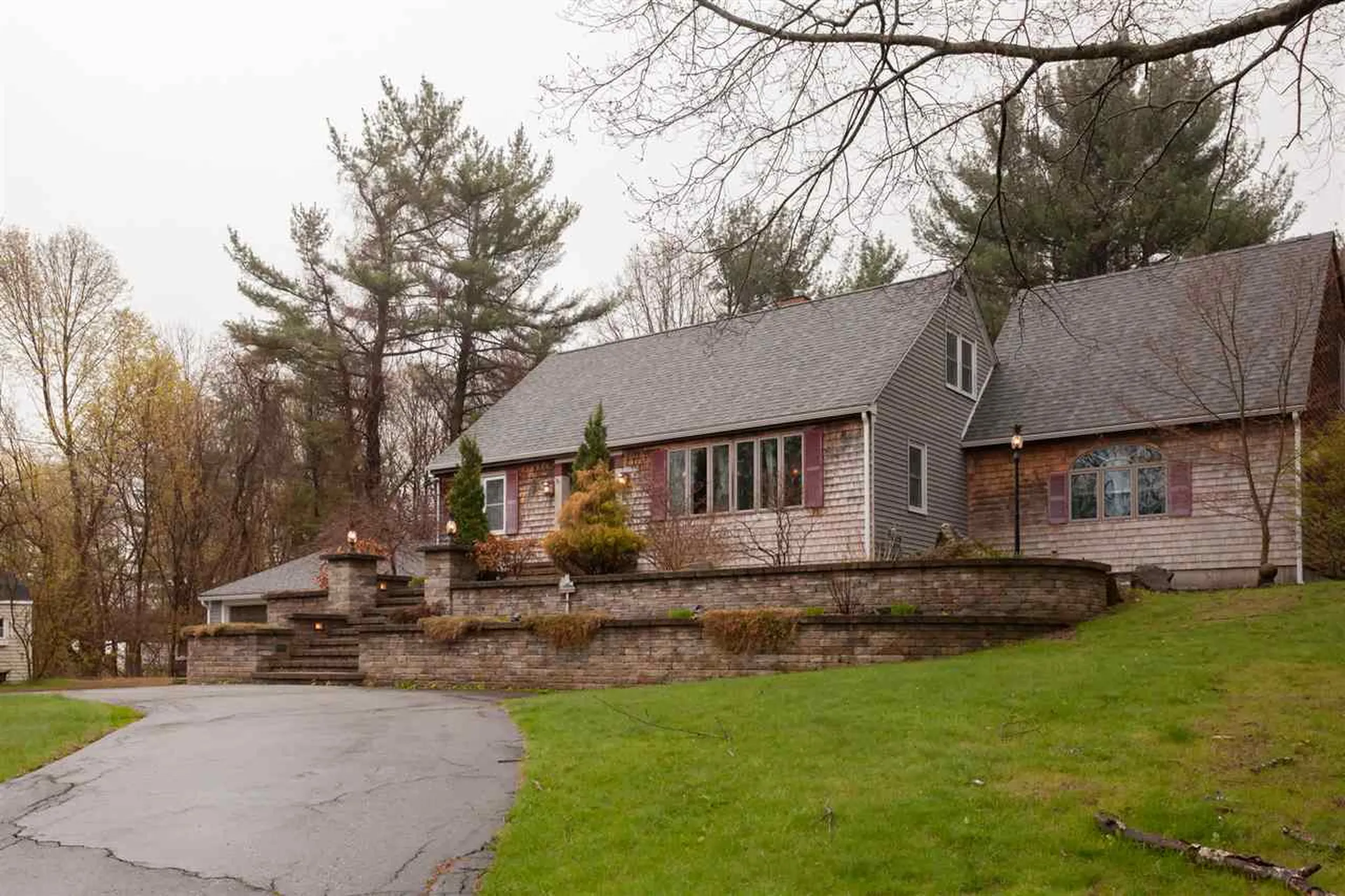 352 Kearsarge Way Portsmouth NH 03801