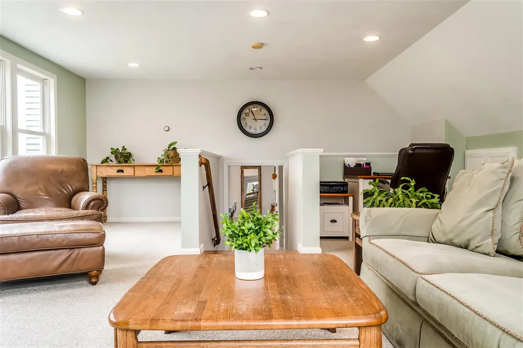 5 Ross Road Durham NH 03824