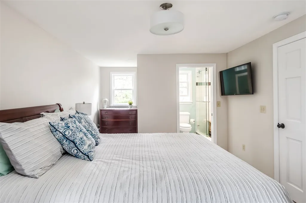 5 Ross Road Durham NH 03824
