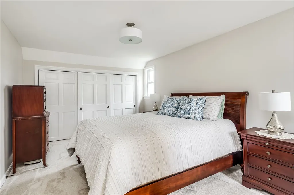 5 Ross Road Durham NH 03824