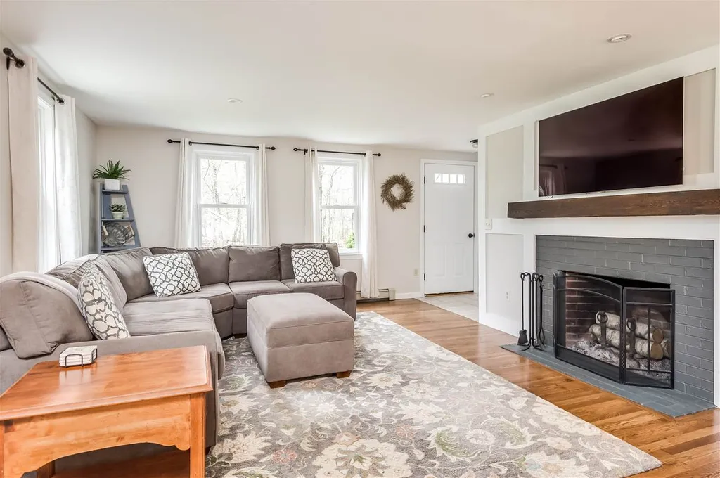 5 Ross Road Durham NH 03824