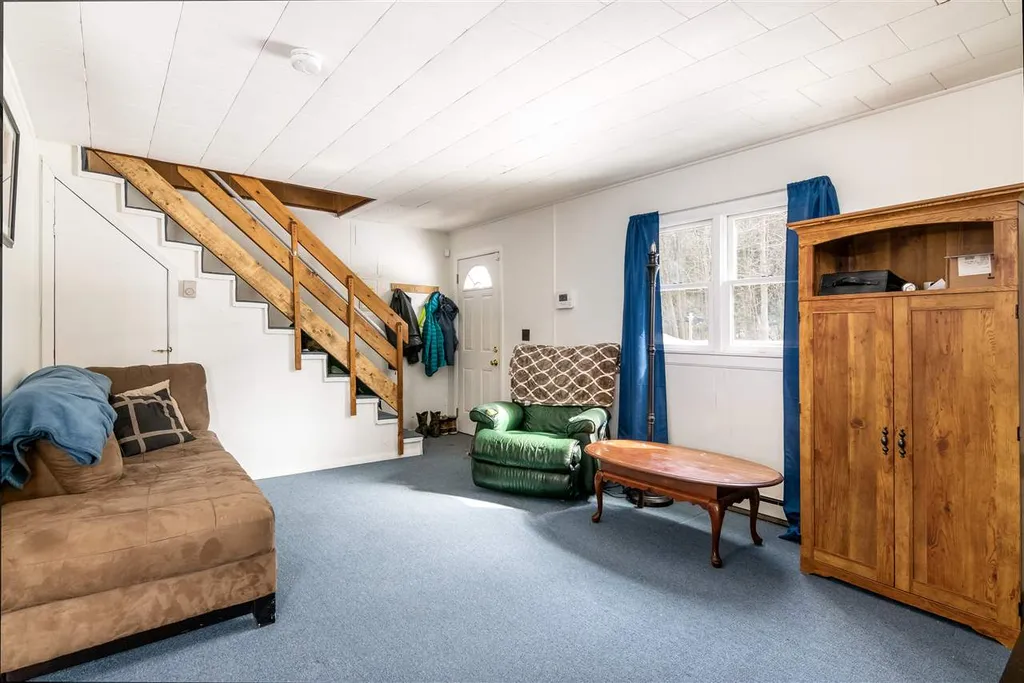 234 Prim Road Colchester VT 05446
