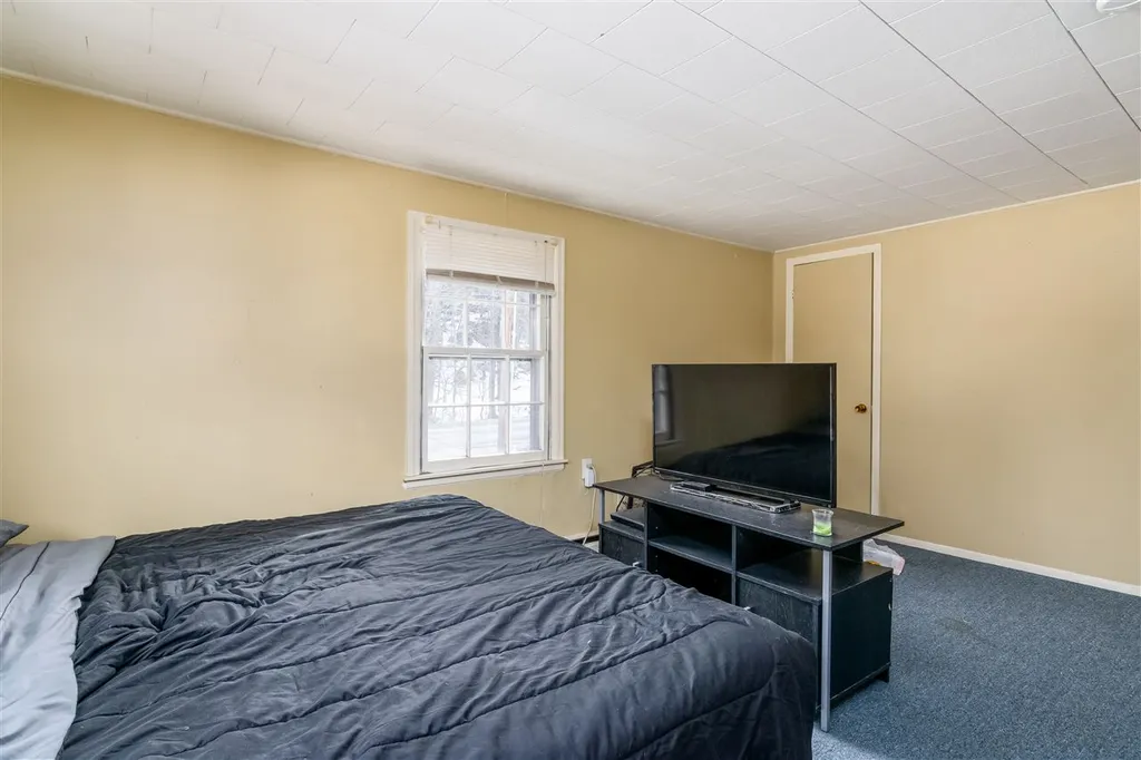 234 Prim Road Colchester VT 05446