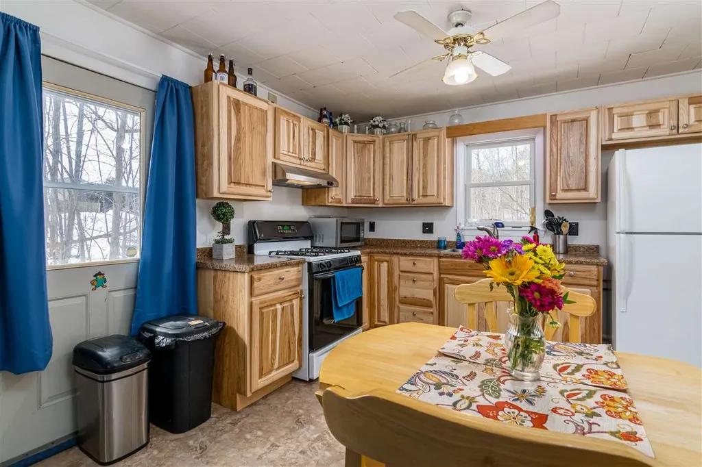 234 Prim Road Colchester VT 05446