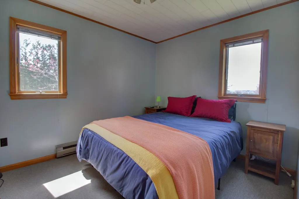 197 North Point Road Isle La Motte VT 05463