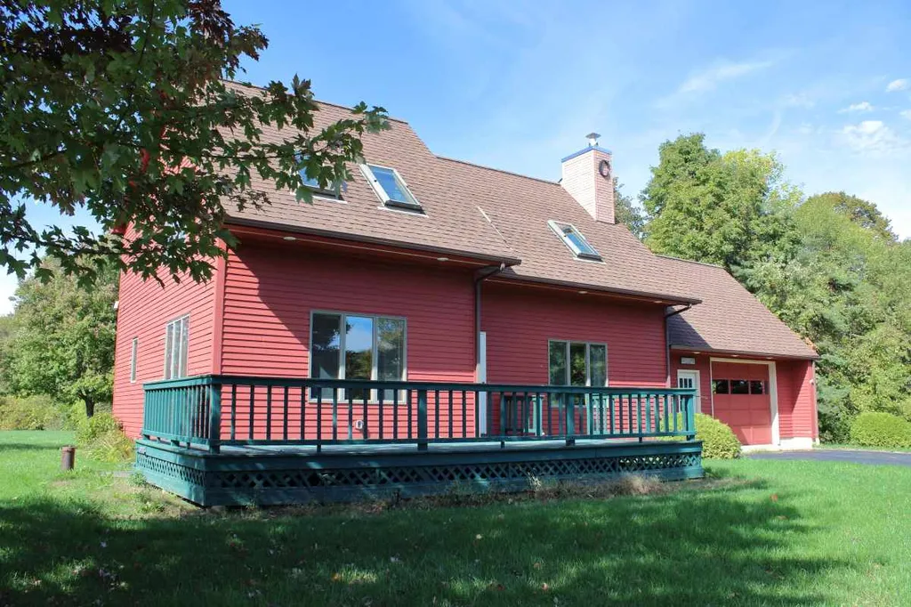 197 North Point Road Isle La Motte VT 05463