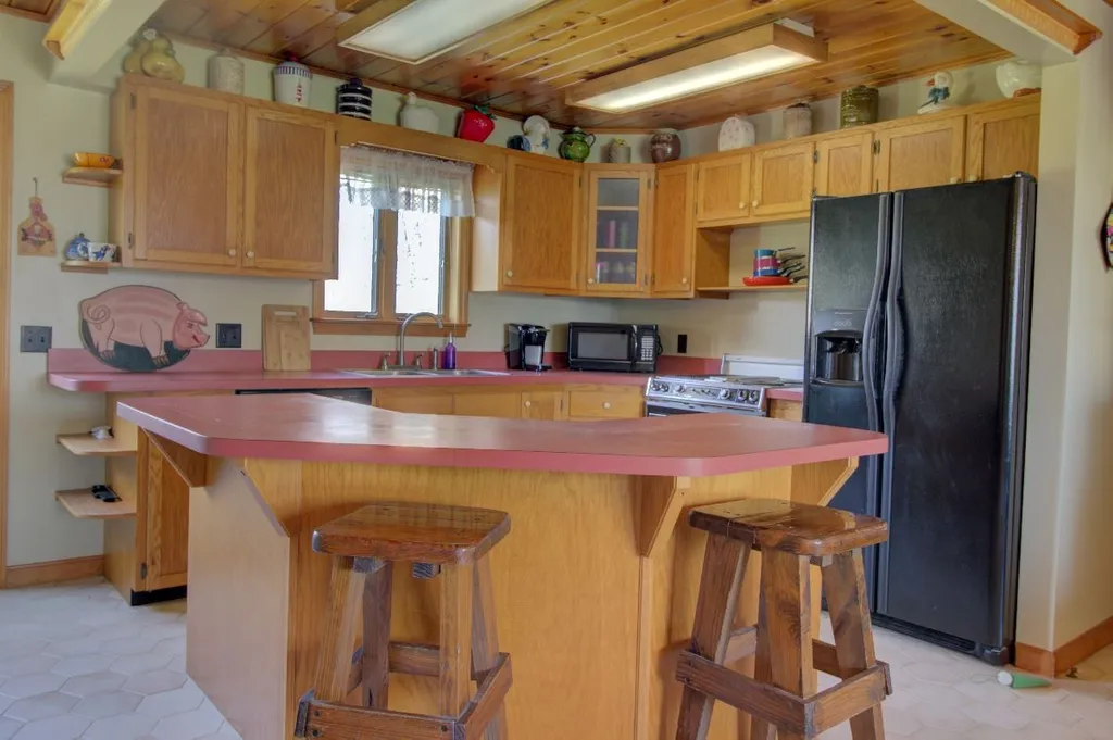 197 North Point Road Isle La Motte VT 05463