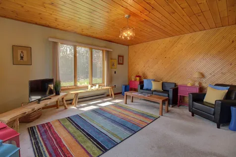 197 North Point Road Isle La Motte VT 05463