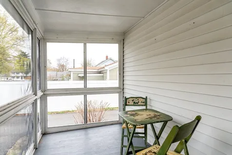 53 Washington Street Rochester NH 03867