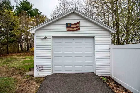 53 Washington Street Rochester NH 03867