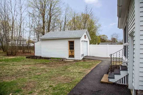 53 Washington Street Rochester NH 03867