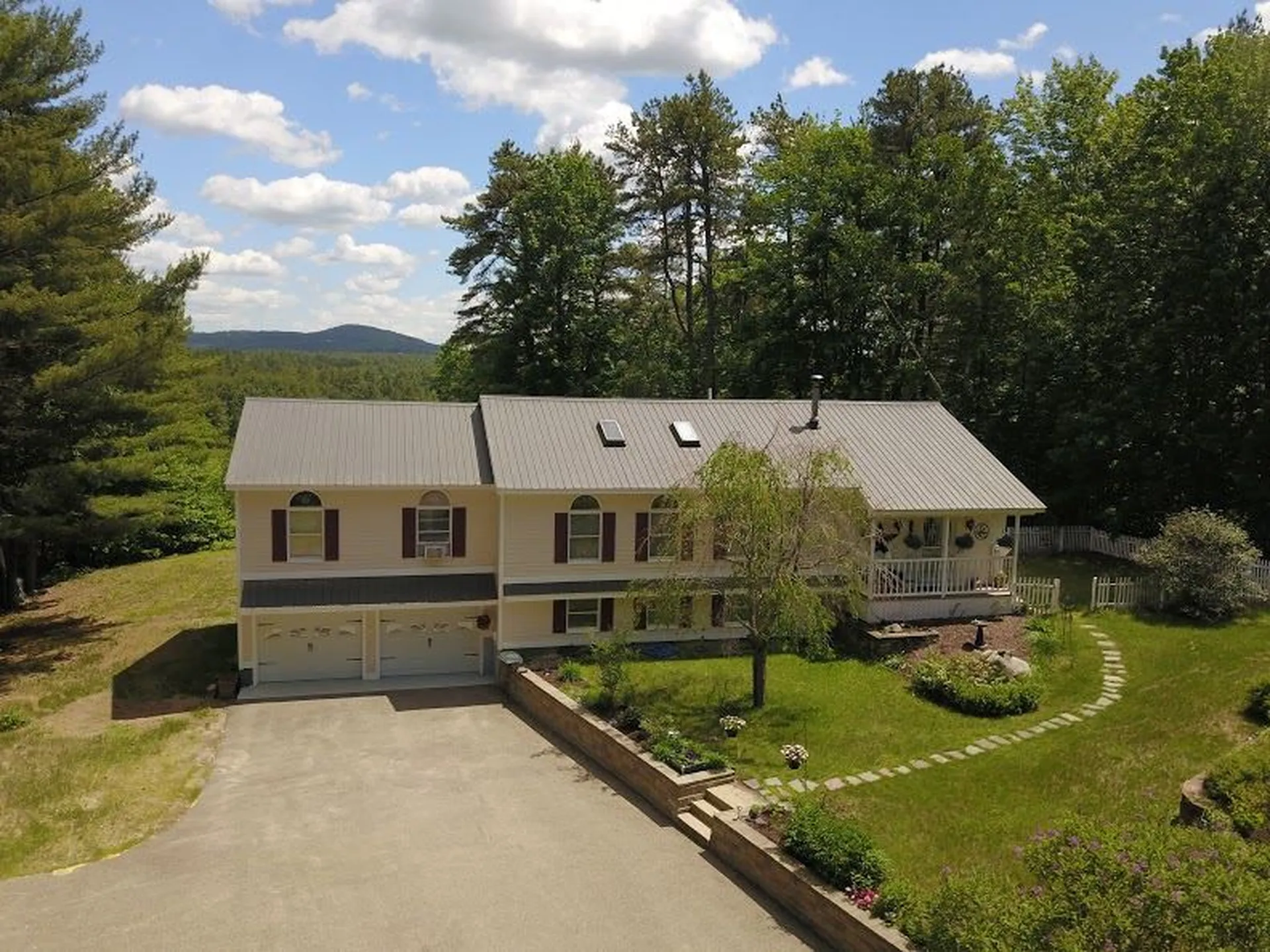 200 Pine River Path Effingham NH 03882