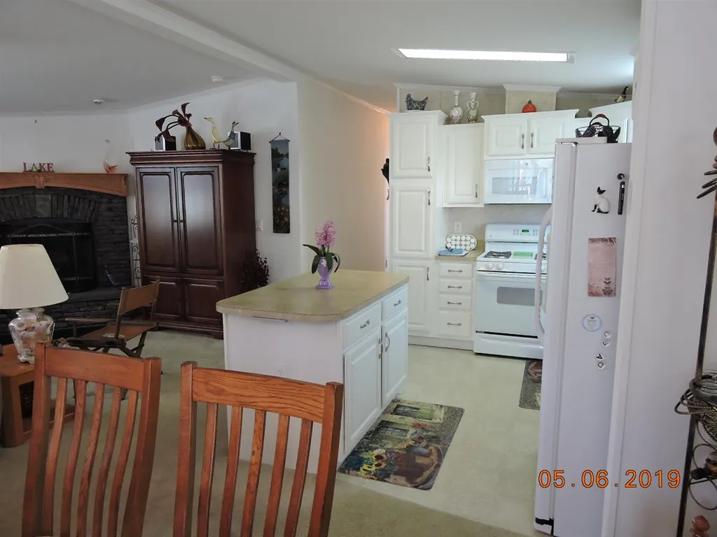 15 Esther Lane Northwood NH 03261