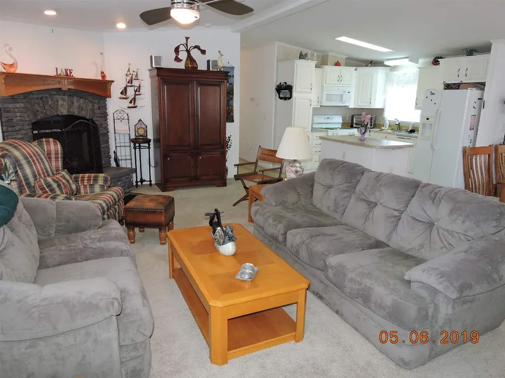 15 Esther Lane Northwood NH 03261