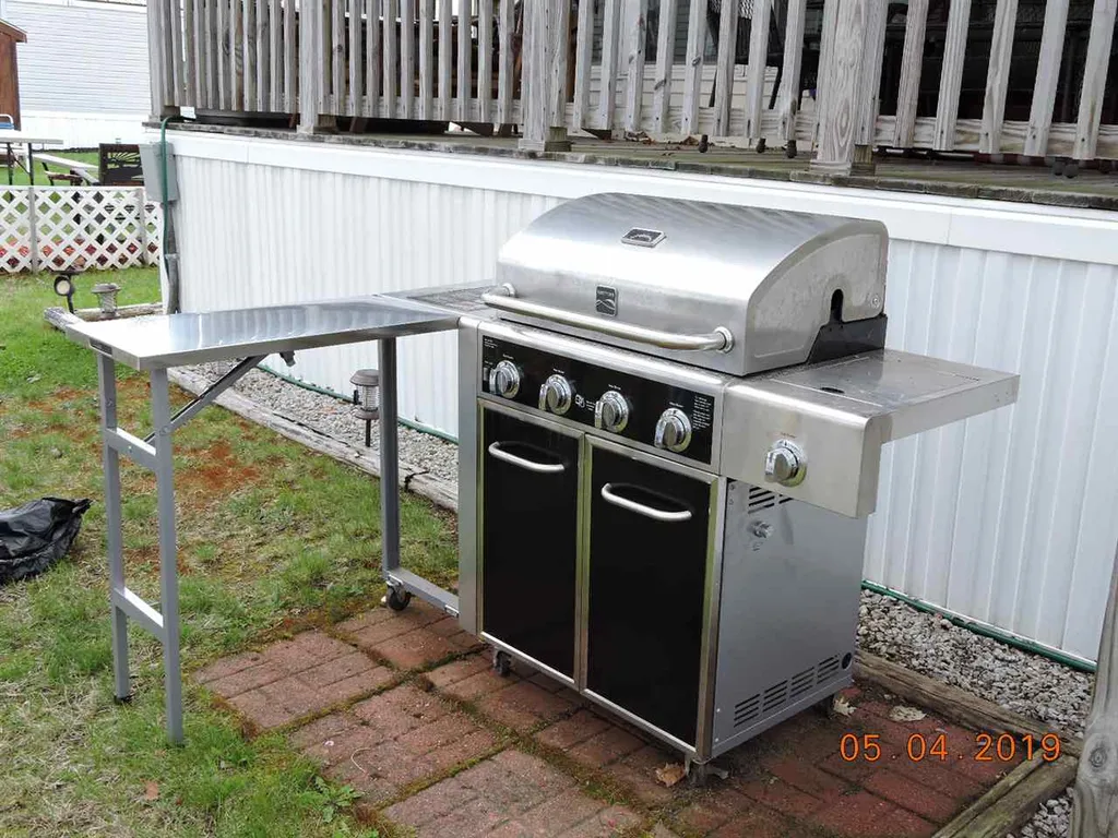 15 Esther Lane Northwood NH 03261