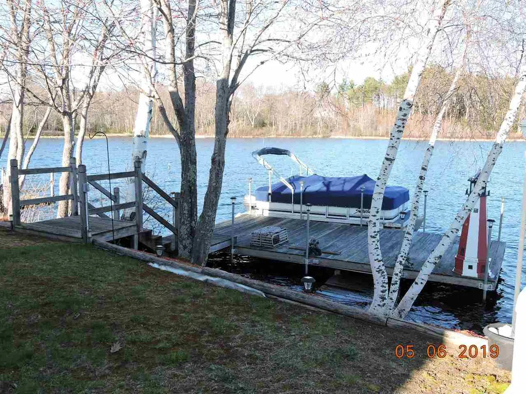 15 Esther Lane Northwood NH 03261