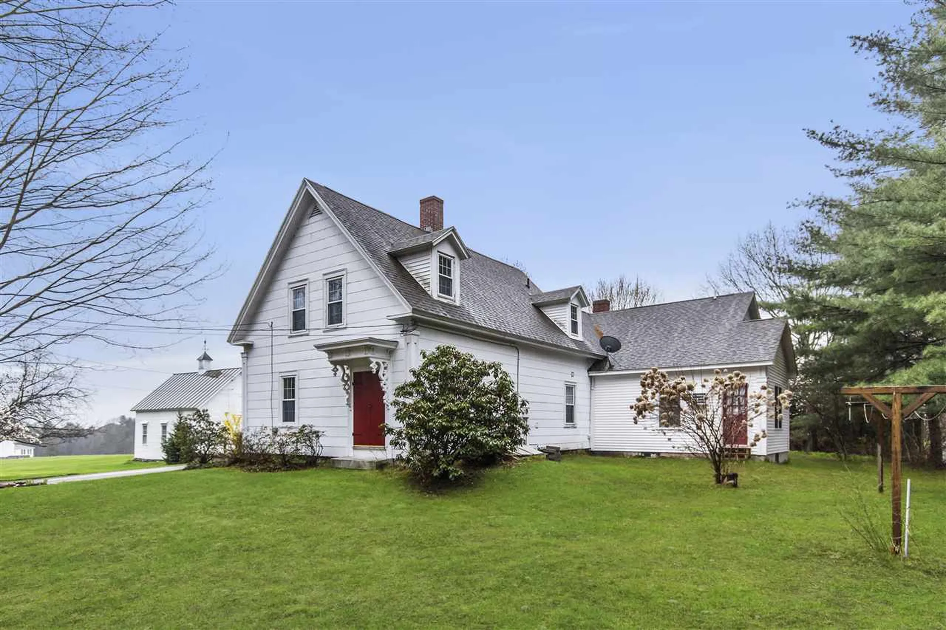 112 Pittsfield Road Loudon NH 03307