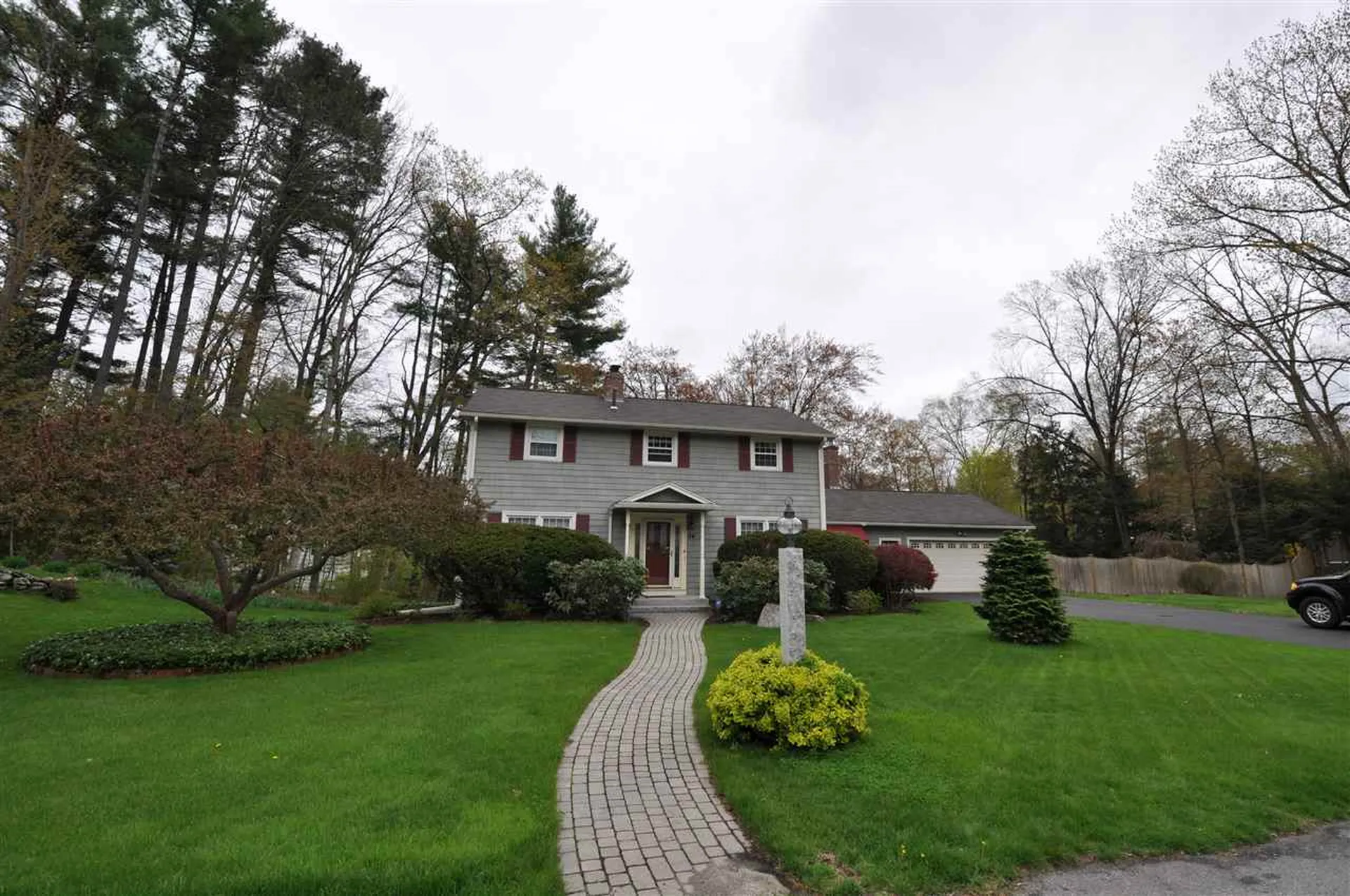 54 Dunbarton Drive Nashua NH 03063