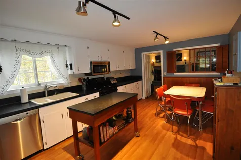 54 Dunbarton Drive Nashua NH 03063