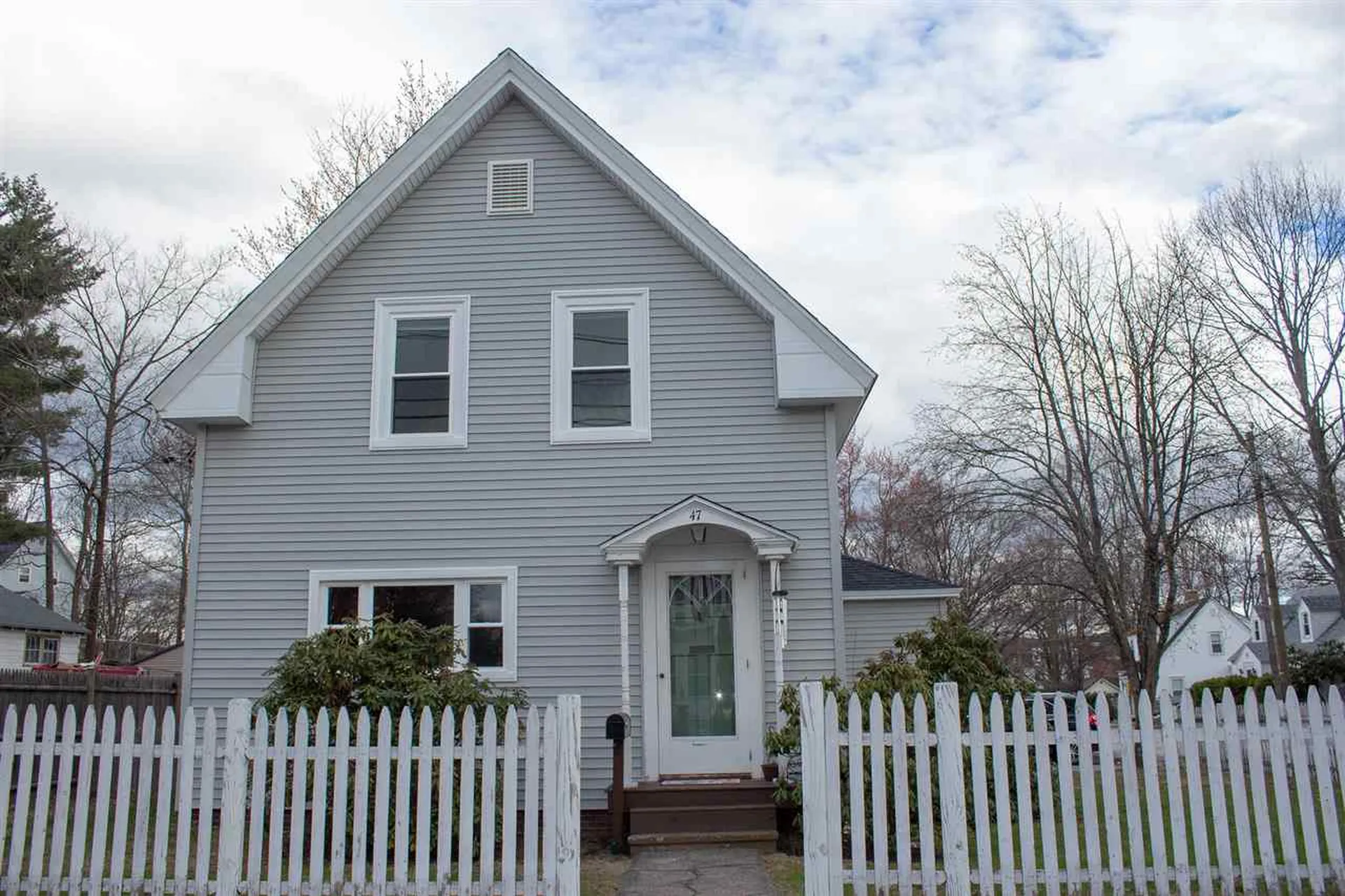 47 Lyford Street Laconia NH 03246