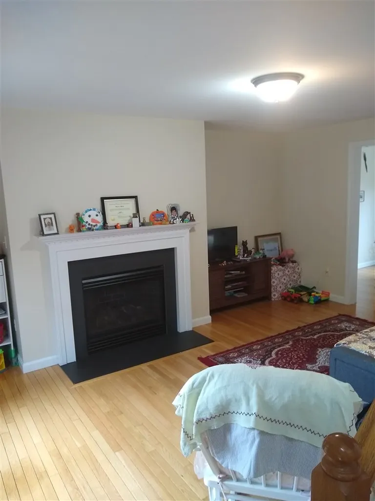 30A Dale Road Hooksett NH 03106