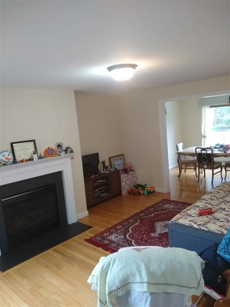 30A Dale Road Hooksett NH 03106