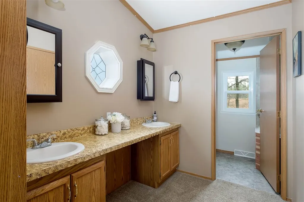36 Hickory Hill Road Epping NH 03042