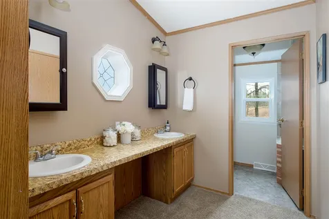 36 Hickory Hill Road Epping NH 03042