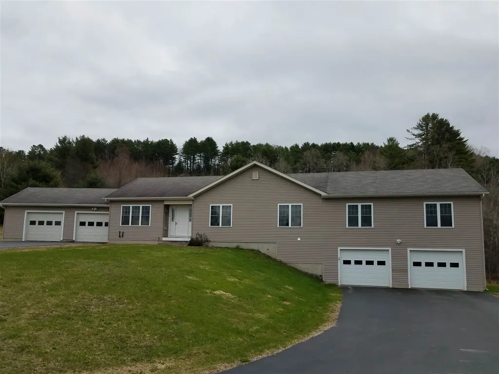 318 Breezy Hill Road St. Johnsbury VT 05819