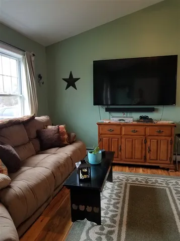318 Breezy Hill Road St. Johnsbury VT 05819