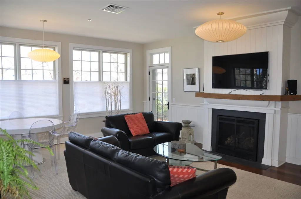 70 Maple Street Middlebury VT 05753