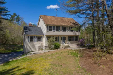 3 Cobblestone Place Merrimack NH 03054