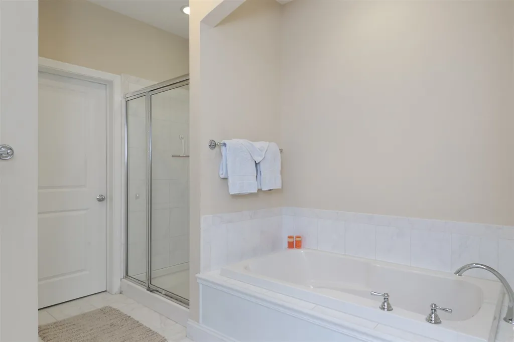 60 Aspen Circle Shelburne VT 05482
