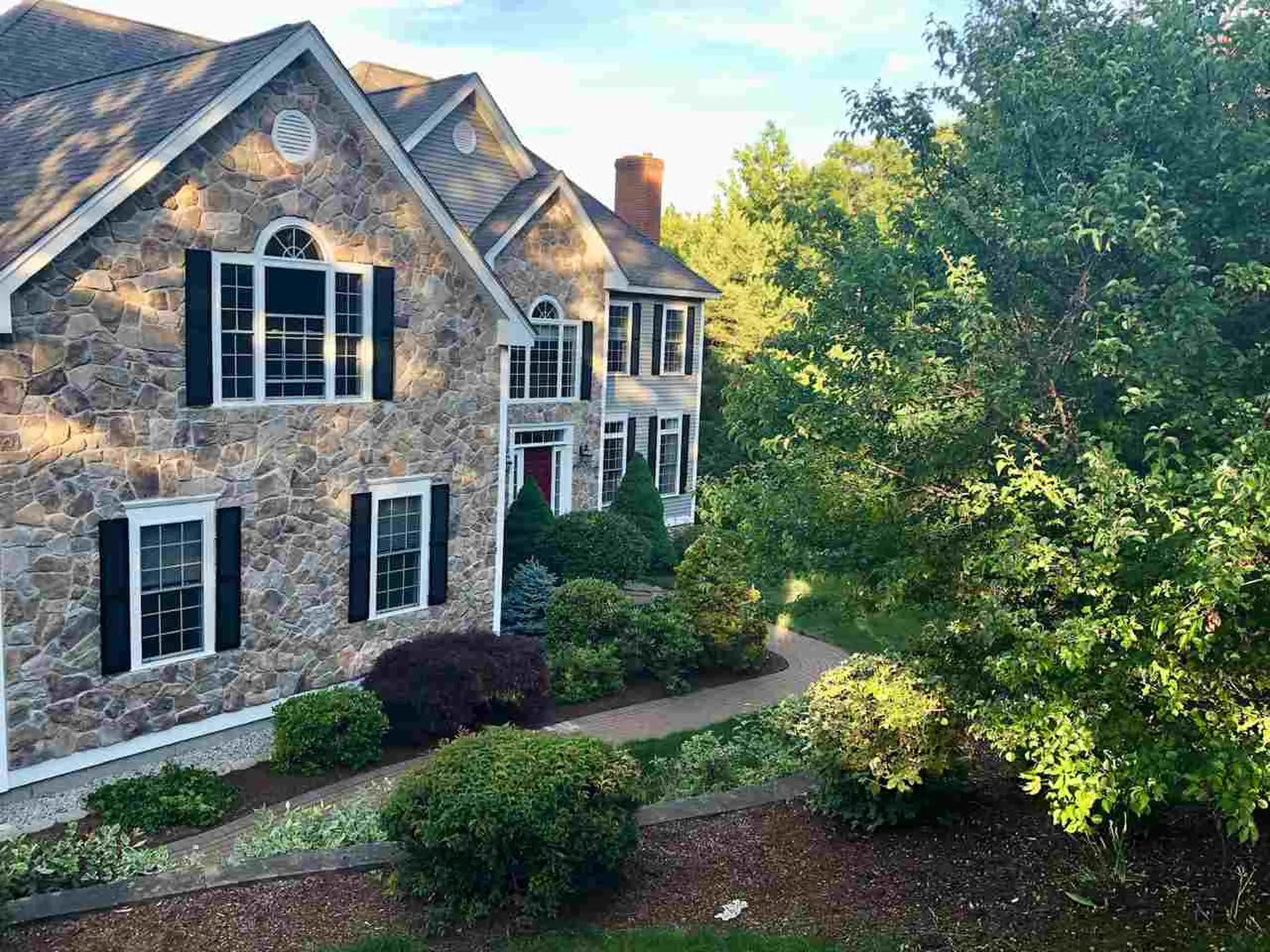 33 Cedar Crest Lane Auburn NH 03032