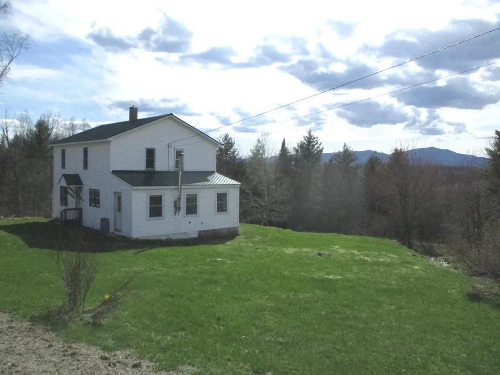 324 Carpenter Road Hyde Park VT 05655
