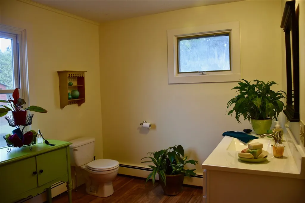 217 South End Road North Hero VT 05474