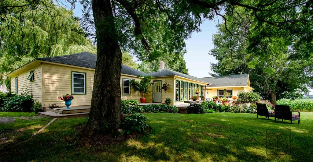 217 South End Road North Hero VT 05474