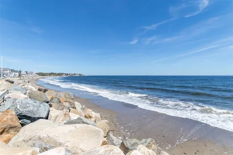 1044 Ocean Boulevard Hampton NH 03842