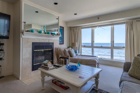 1044 Ocean Boulevard Hampton NH 03842