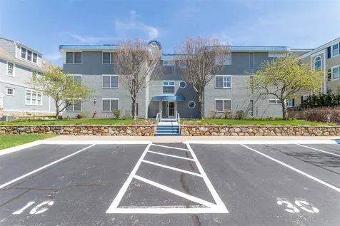 1044 Ocean Boulevard Hampton NH 03842