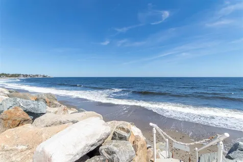 1044 Ocean Boulevard Hampton NH 03842