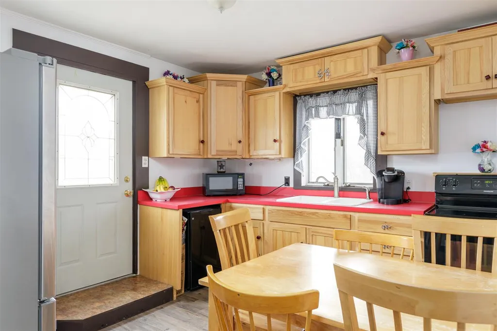 35 Charles Street Milton NH 03851-0000