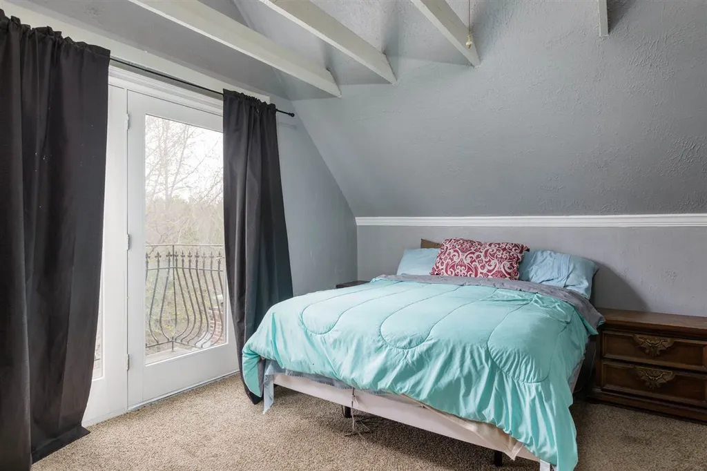 35 Charles Street Milton NH 03851-0000