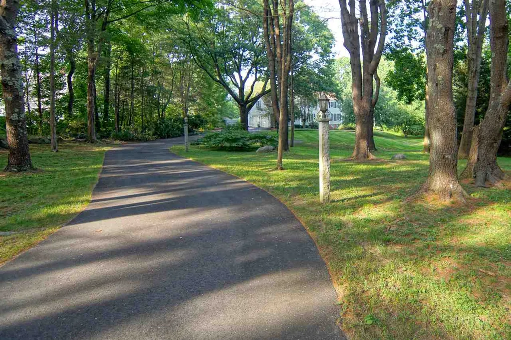 86 Tidewater Farm Road Greenland NH 03840