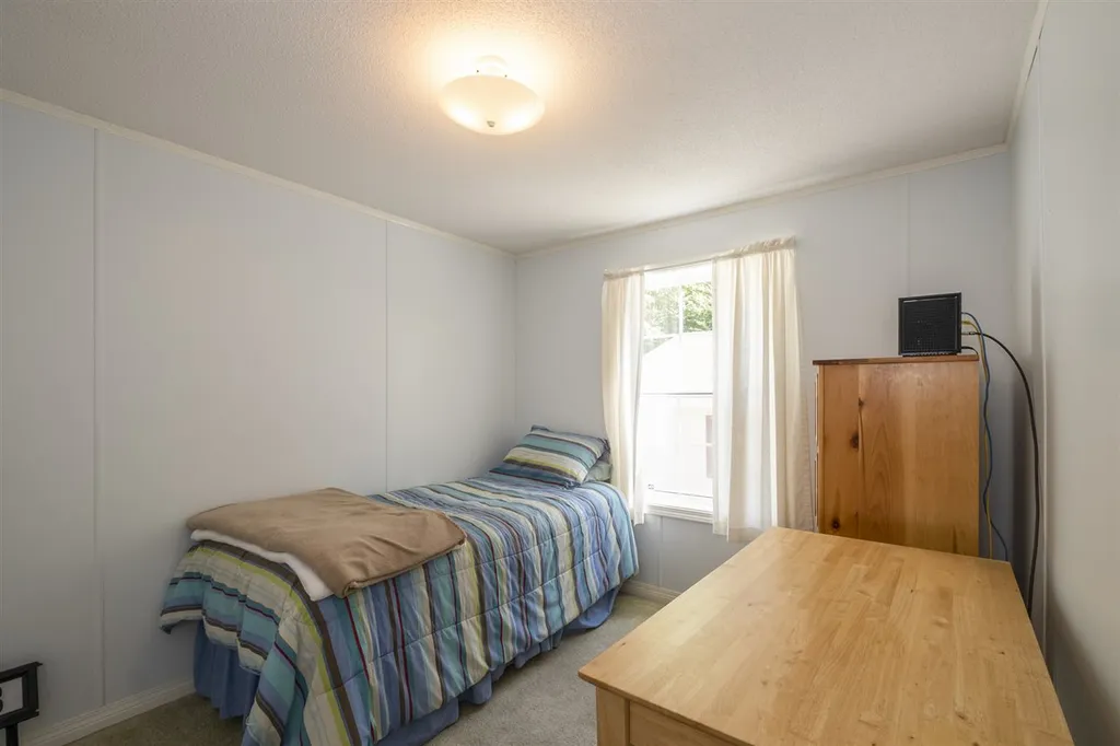 378 Young Road Barrington NH 03825